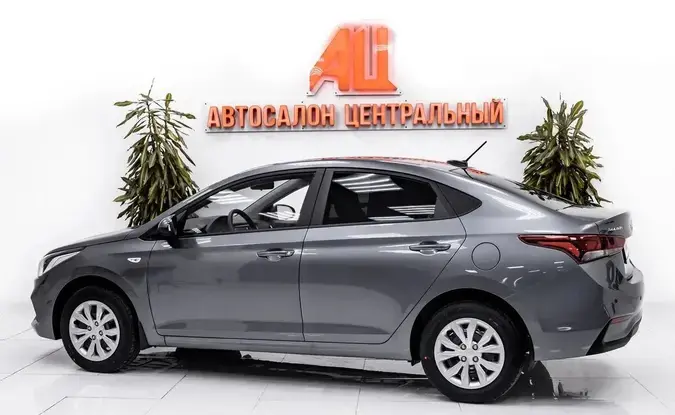 Hyundai Solaris