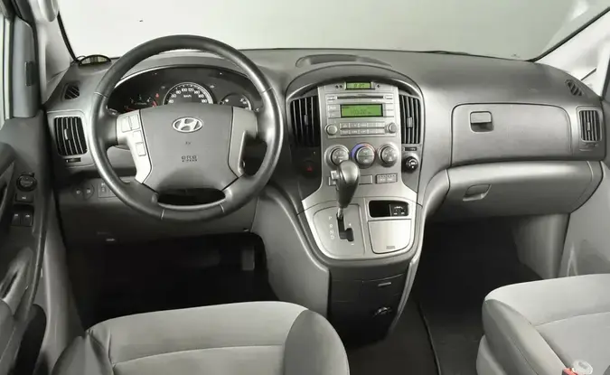 Hyundai H-1