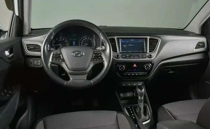 Hyundai Solaris