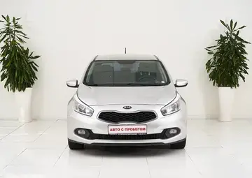Kia Ceed Вид 2