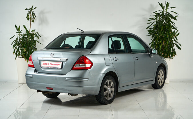 Nissan Tiida