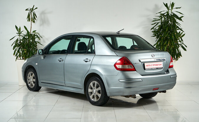 Nissan Tiida