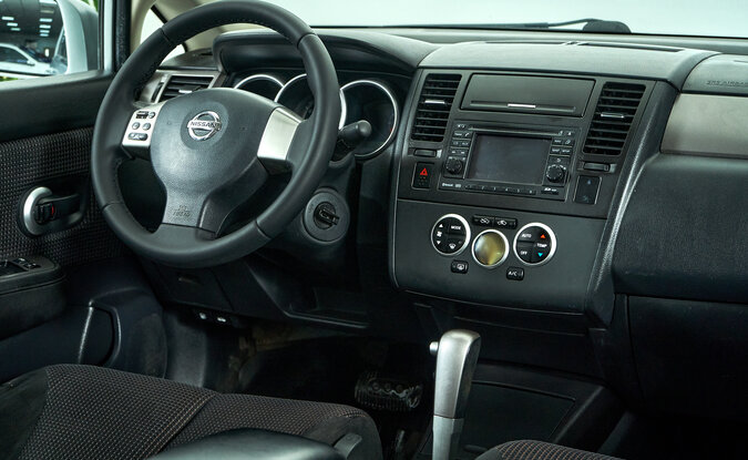 Nissan Tiida