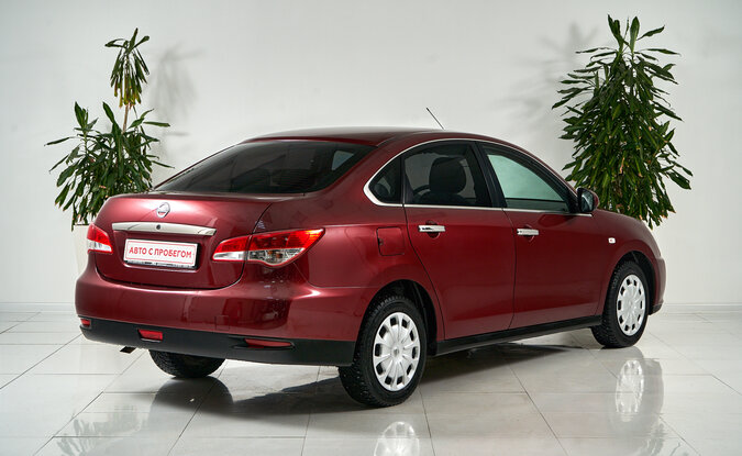Nissan Almera