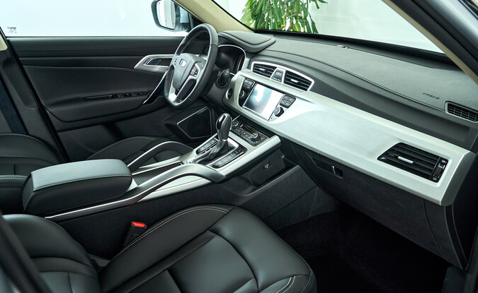 Geely Atlas