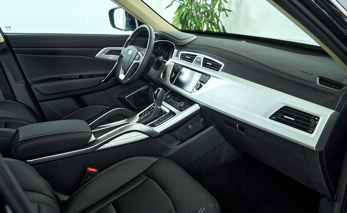 Geely Atlas
