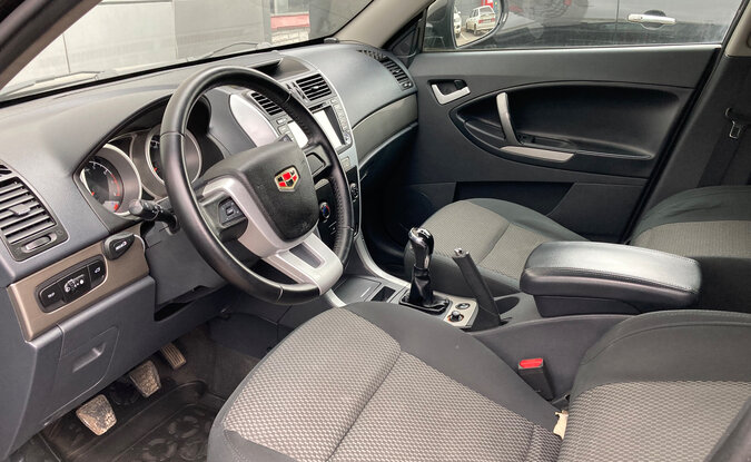 Geely Emgrand X7