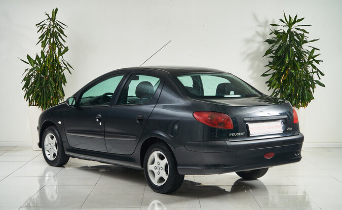 Peugeot 206