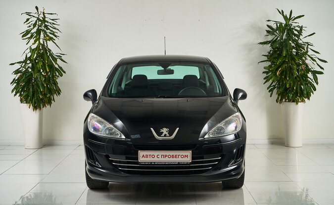 Peugeot 408