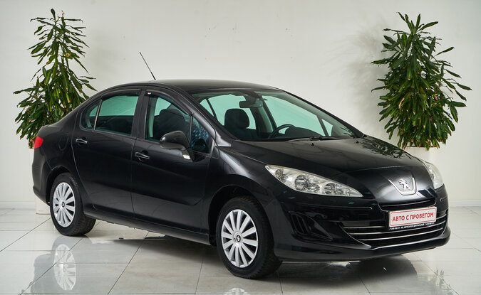 Peugeot 408
