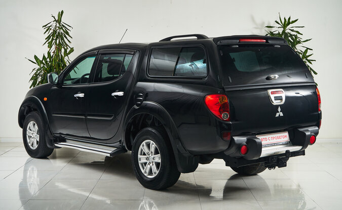 Mitsubishi L200