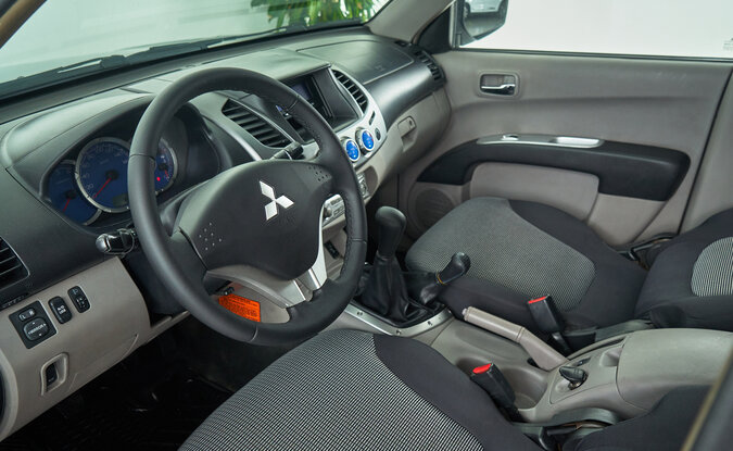 Mitsubishi L200