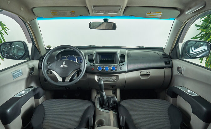 Mitsubishi L200