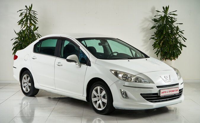 Peugeot 408