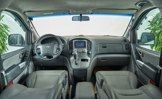 Hyundai Grand Starex
