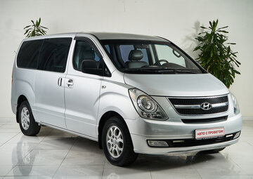 Hyundai Grand Starex Вид 3