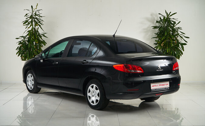 Peugeot 408
