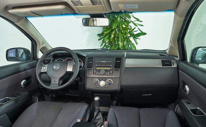 Nissan Tiida