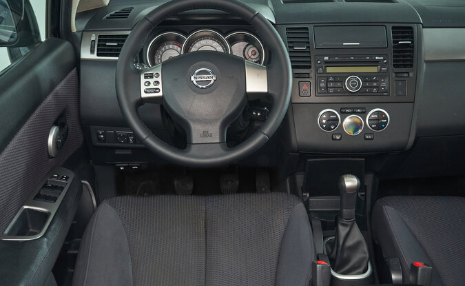 Nissan Tiida
