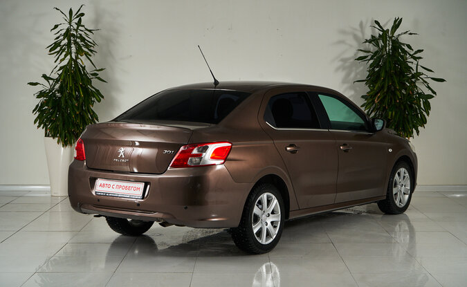 Peugeot 301