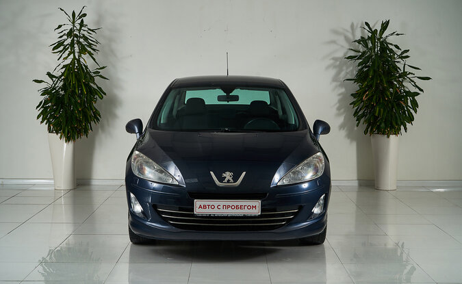 Peugeot 408