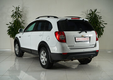 Chevrolet Captiva Вид 4