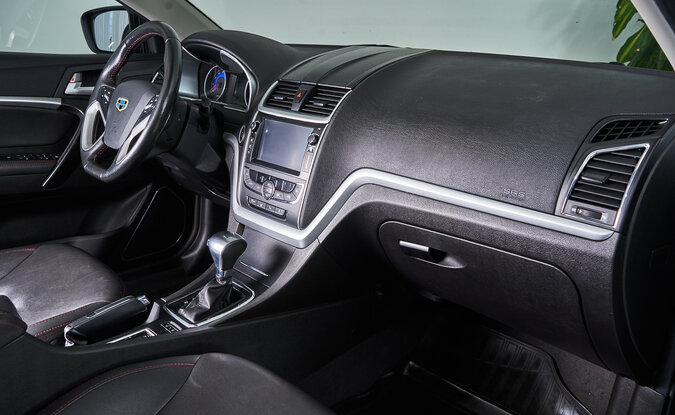 Geely Emgrand EC7