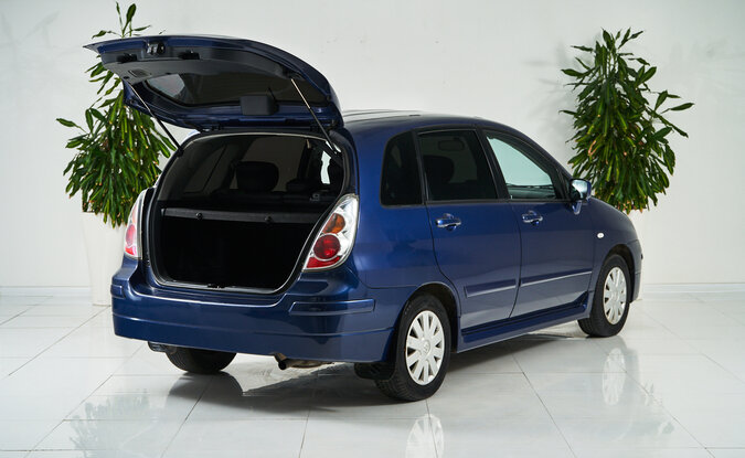Suzuki Liana