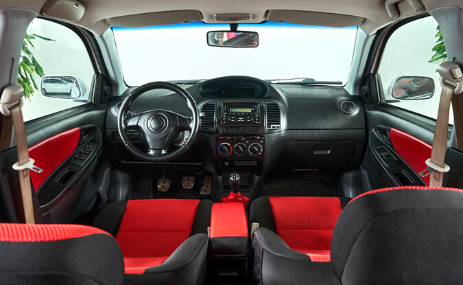 Geely MK Cross