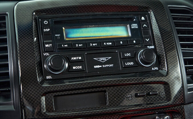 Geely MK Cross
