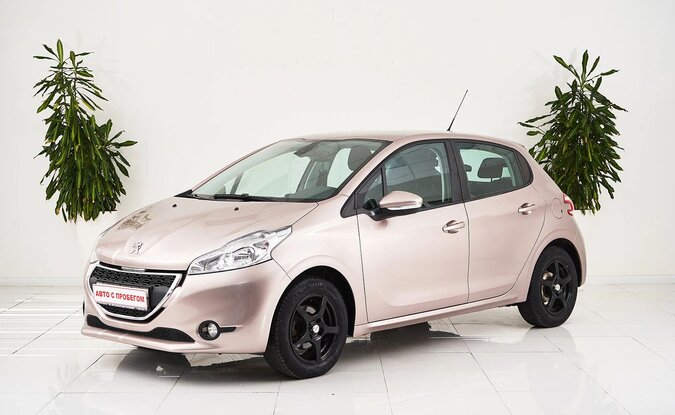 Peugeot 208