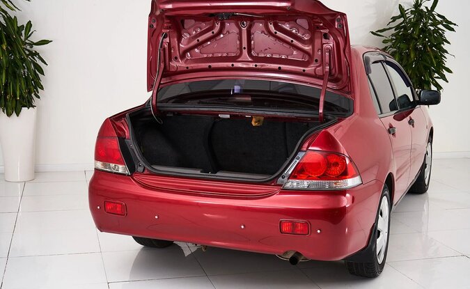 Mitsubishi Lancer