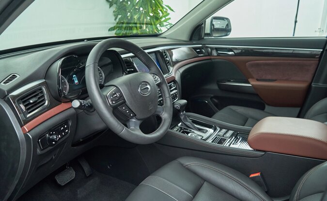 GAC GS8