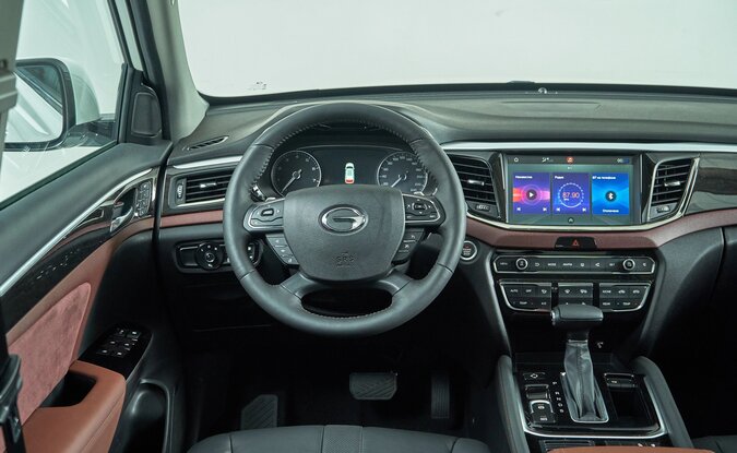 GAC GS8