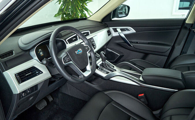 Geely Atlas