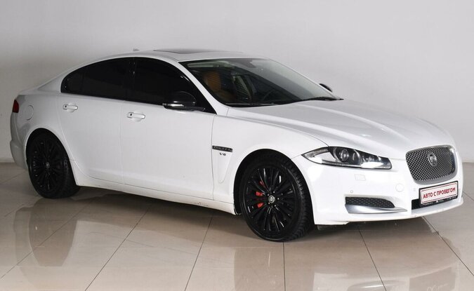 Jaguar XF