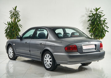 Hyundai Sonata Вид 4