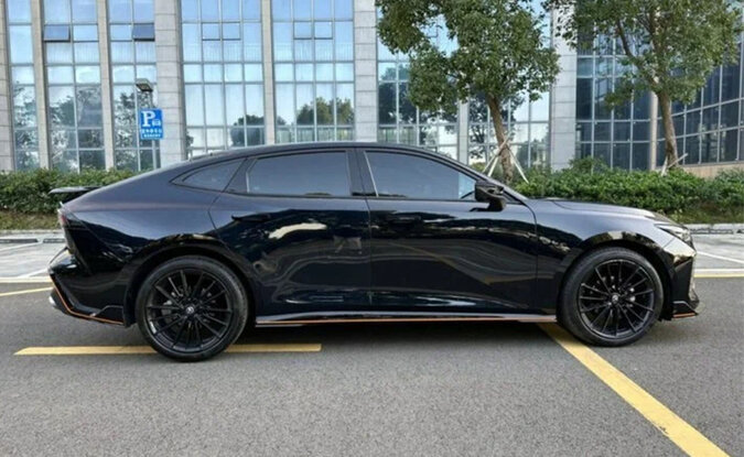 Changan UNI-V
