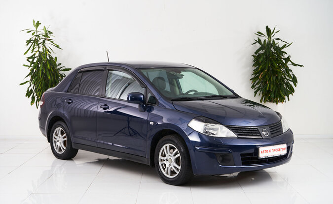Nissan Tiida