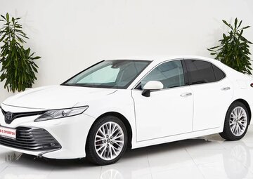 Toyota Camry Вид 1