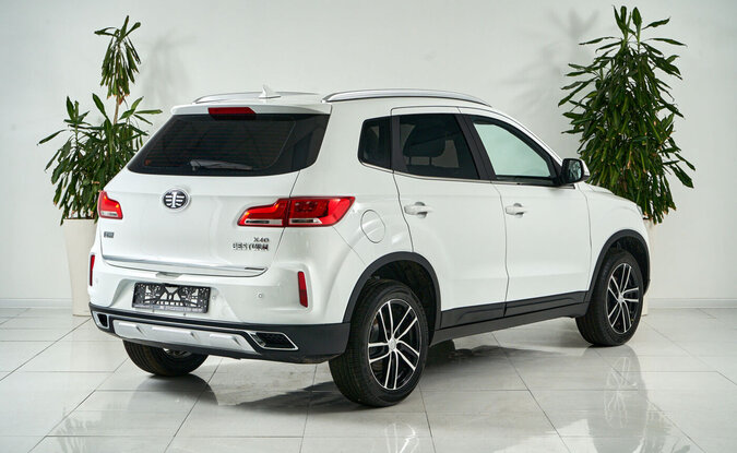 Faw Besturn X40