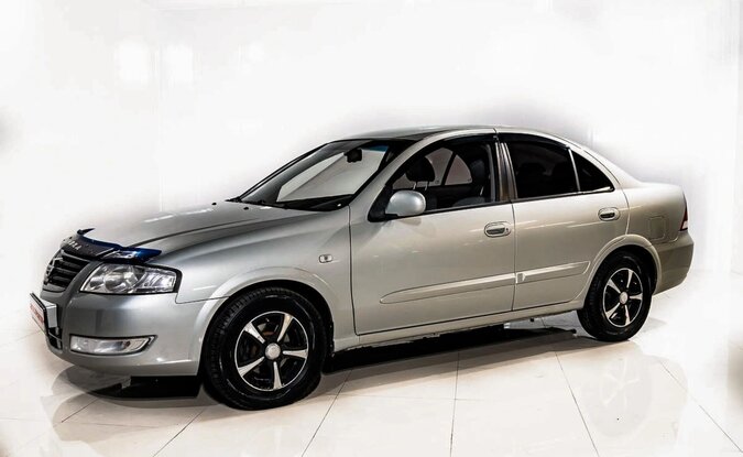 Nissan Almera