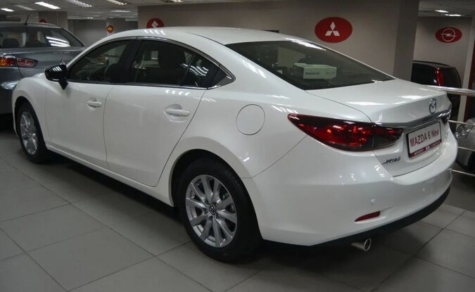 Mazda 6