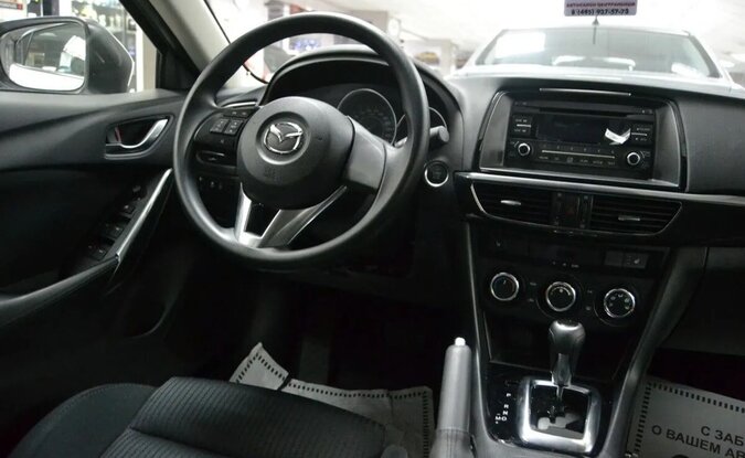 Mazda 6
