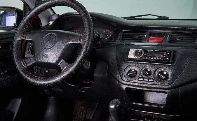 Mitsubishi Lancer