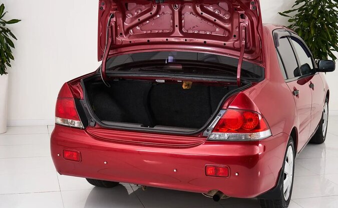 Mitsubishi Lancer