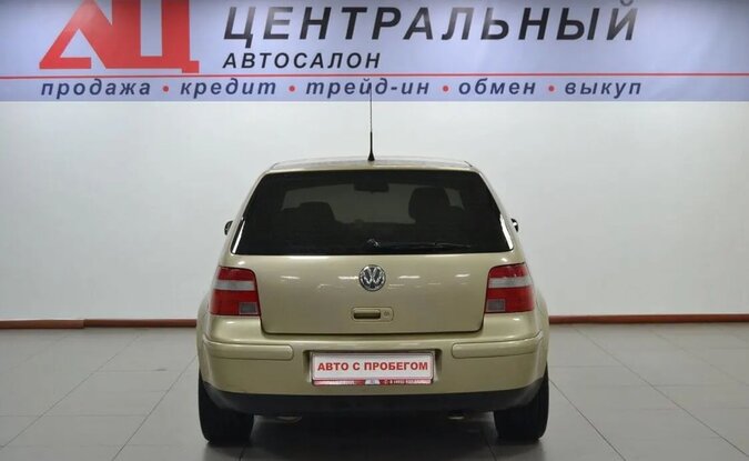 Volkswagen Golf