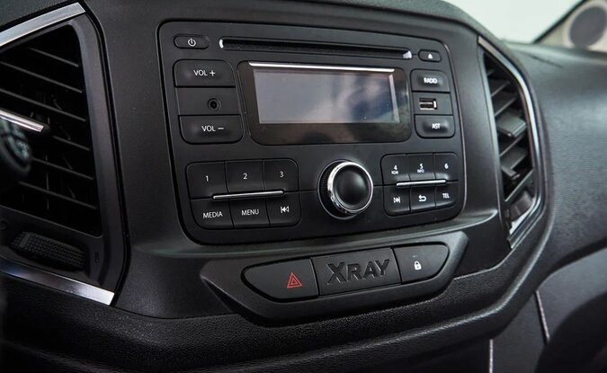 Lada XRAY